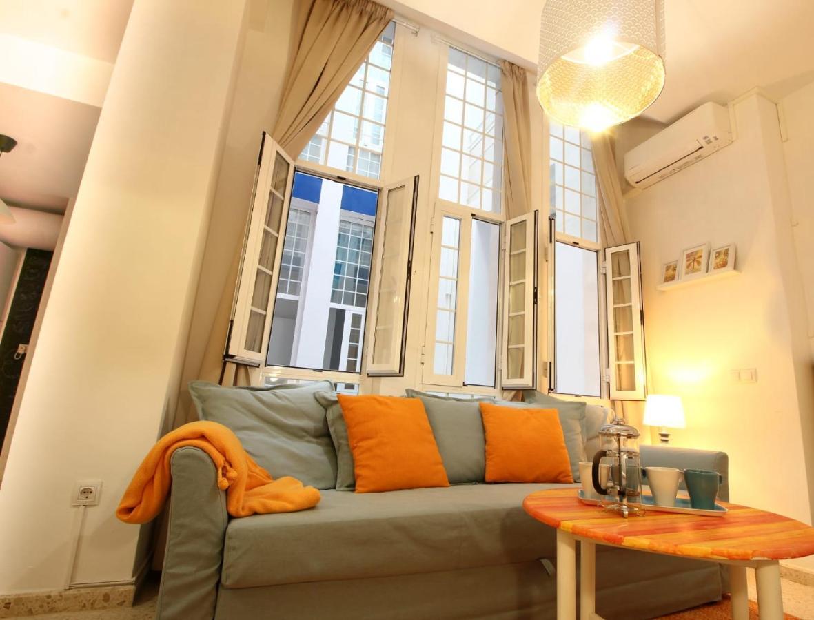 Apartamento Pastora Sevilla ภายนอก รูปภาพ